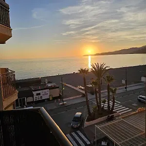  Apartamento En Primera Línea De Playa España